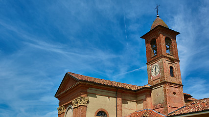 Image showing Small Italian village with church 