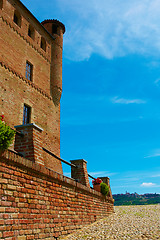 Image showing Old castle of Grinzane Cavour