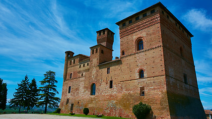 Image showing Old castle of Grinzane Cavour