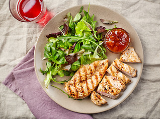 Image showing Green salad and grilled chicken fillet