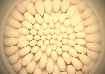 Image showing white balls in a circle