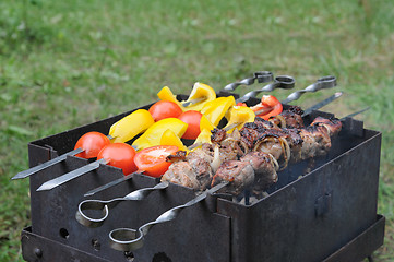Image showing roasted meat with vegetable