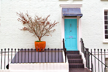 Image showing notting   hill  area  in london    and flowers