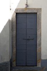 Image showing europe  italy  lombardy      in  the milano old   church  door l