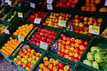 Image showing fresh organic fruits at the open market