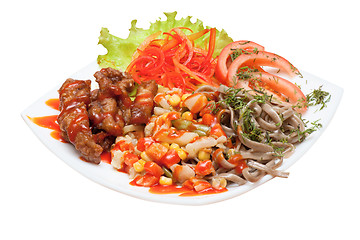 Image showing chinese noodles with roasted meat and vegetables