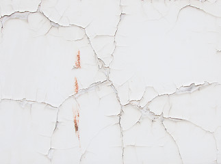 Image showing White wall with cracks