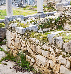 Image showing volubilis in morocco africa the old roman deteriorated monument 