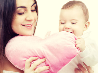 Image showing baby and mama with heart-shaped pillow