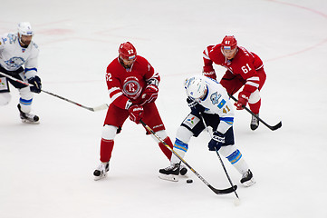 Image showing D. Boyd (41) vs I. Golovkov (52) and M. Afinogenov (61)