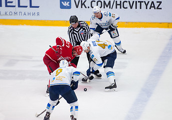 Image showing D. Boyd (41) and Y. Koksharov (27) on face-off