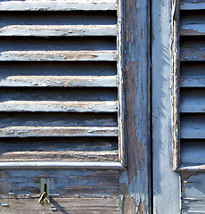 Image showing grey window  castellanza venetian blind in the concrete  brick  