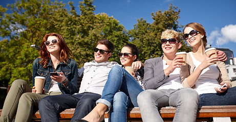 Image showing group of students or teenagers drinking coffee