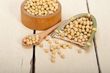 Image showing organic soya beans 