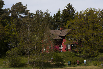 Image showing red house