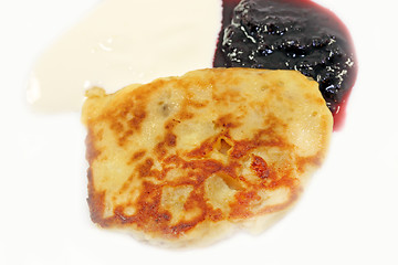 Image showing Delicious fried cheese