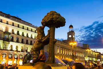 Image showing Statue of bear on Puerta del Sol, Madrid, Spain.