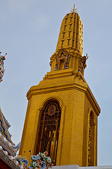 Image showing  thailand asia      bangkok sunny    roof wat  palaces     sky  