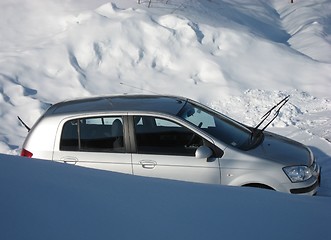 Image showing Silver car in winterwounderland