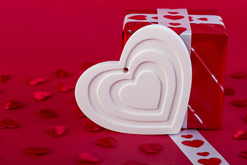 Image showing Red Holidays gift and white heart 