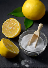 Image showing Lemon and baking soda for face scrub