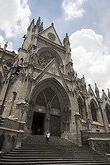 Image showing basilica quito ecuador