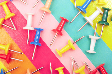 Image showing Colorful pushpins