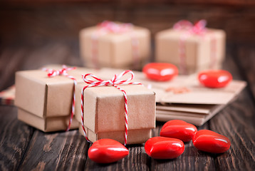 Image showing box for present and hearts