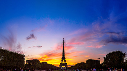 Image showing Eiffel Tower at sunset in Paris