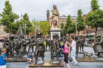 Image showing Rembrandt statue on Rembrandtplein in Amsterdam