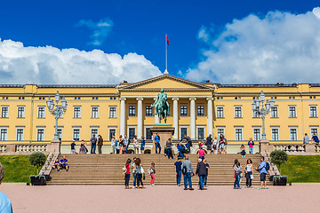 Image showing Royal Palace  in Oslo, Norway