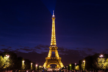 Image showing Eiffel Tower at sunset in Paris