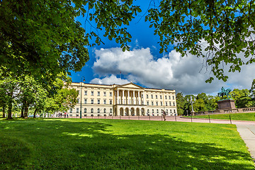 Image showing Royal Palace  in Oslo, Norway