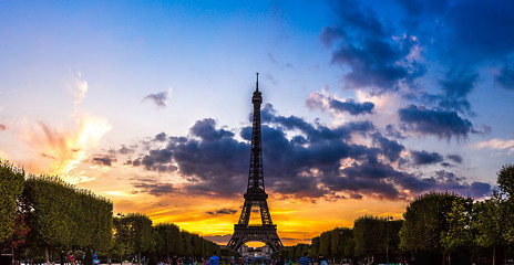 Image showing Eiffel Tower at sunset in Paris