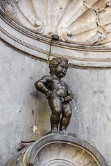 Image showing Manneken Pis statue in Brussels