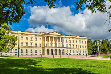 Image showing Royal Palace  in Oslo, Norway