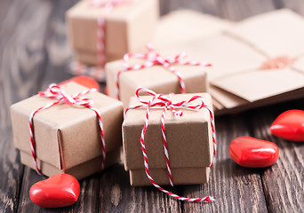 Image showing box for present and hearts