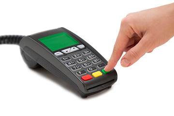 Image showing Paying with credit card 