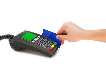 Image showing Paying with credit card 