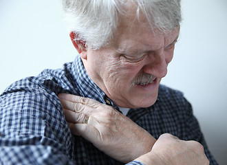 Image showing Man suffering from shoulder pains