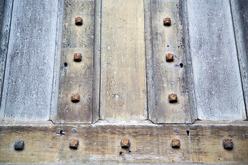 Image showing in london   door  rusty  brass nail  