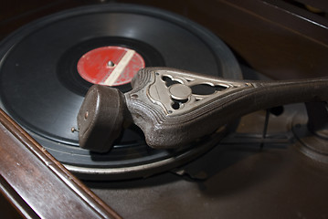 Image showing antique record player ecuador