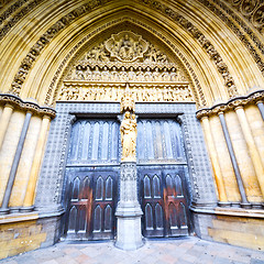 Image showing rose window weinstmister  abbey in london old church door and ma