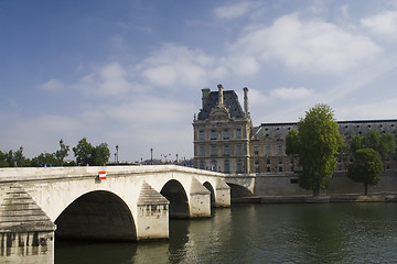 Image showing The bridge and the Palace