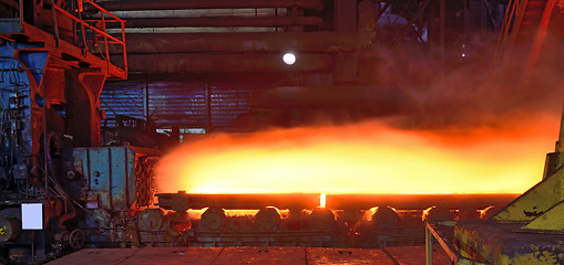 Image showing hot steel plate on conveyor