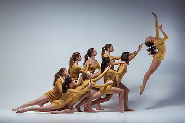 Image showing The group of modern ballet dancers 