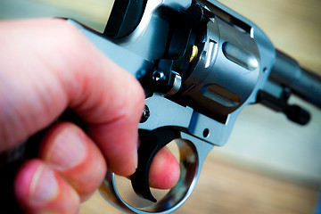 Image showing hand with gun
