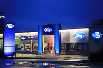 Image showing Ford Dealer Building with Signage