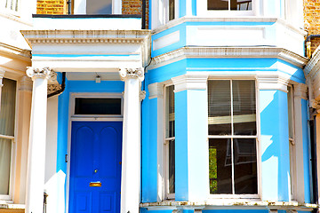 Image showing  in london england old suburban      wall door 