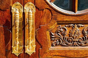 Image showing old london door in england  